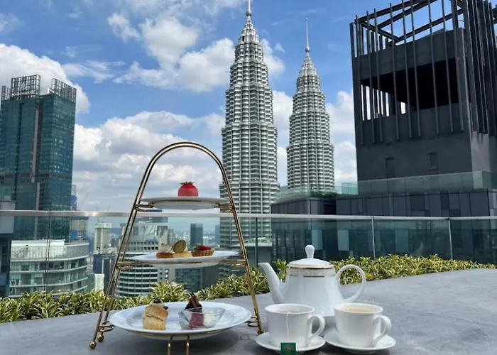 Star Residance At Klcc - Two Bedrooms With Twin Towers View