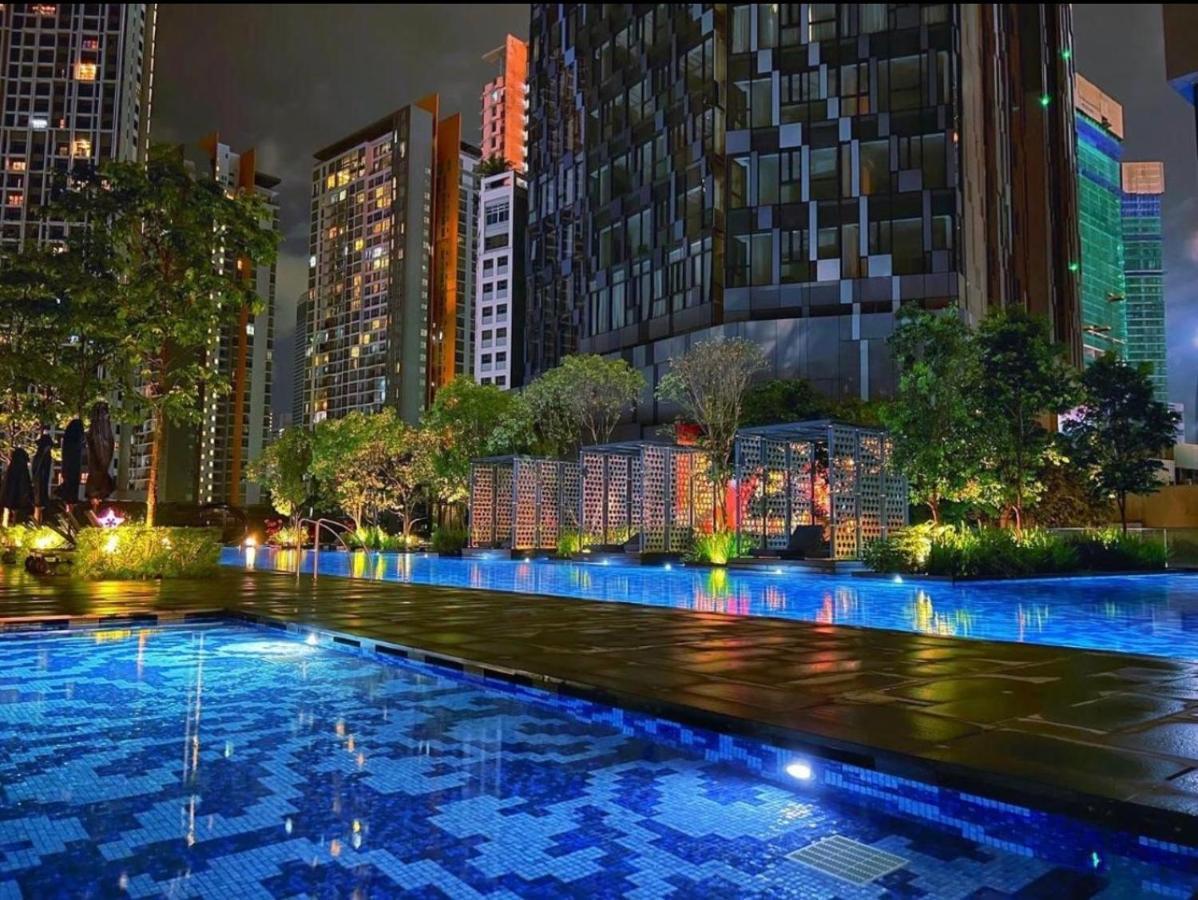 Pangsapuri Star Residance At Klcc - Two Bedrooms With Twin Towers View